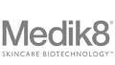 Castiga produse pentru ingrijirea tenului, oferite de Medik8!