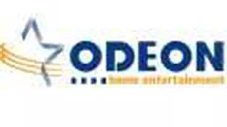 Castiga una dintre cele doua carti “Titanic”, cu coperta lenticulara, oferite de Odeon Cineplex!