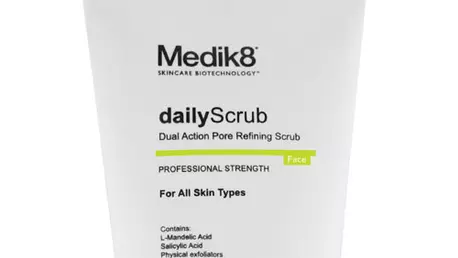 Daily Scrub, Medik8