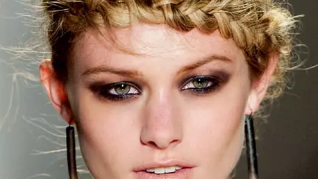 ELLE BEAUTY: Summer hair pas cu pas