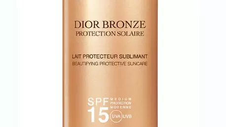 Produse cosmetice pentru o vara stylish