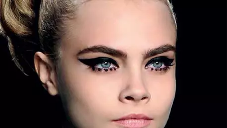 Feminitatea anilor ’60, trend-ul beauty al sezonului