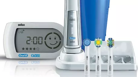 Noua periuta electrica Oral-B Triumph 5000 cu SmartGuide