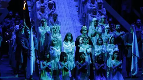 Troienele lui Andrei Serban vin la Bucuresti