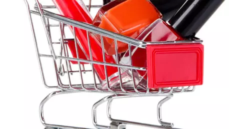 Cele mai comune greseli pe care le faci atunci cand cumperi produse cosmetice