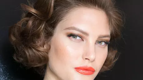 Cum sa alegi nuanta potrivita de ruj