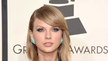 Taylor Swift isi lanseaza propriul joc pentru mobil