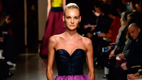 Top 10 cele mai spectaculoase rochii ale sezonului toamna-iarna