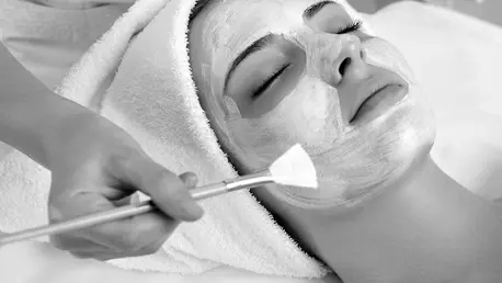 (P) Un ten îngrijit înseamnă un ten sănătos