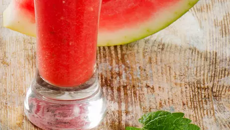 10 Retete de smoothie cu pepene rosu