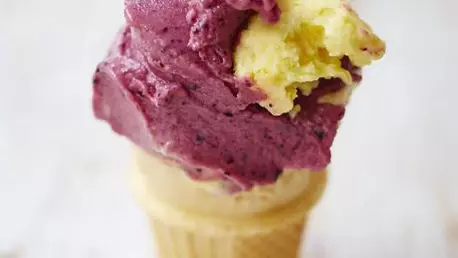 Iaurt inghetat, cu fructe, dupa reteta lui Jamie Oliver