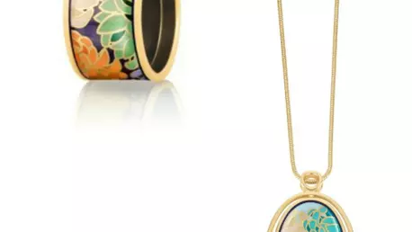 Îmbinarea perfectă dintre artă și bijuterii. 