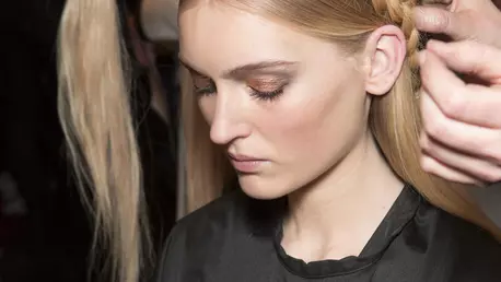 Coafuri pentru blonde: ce sa incerci pe un par deschis la culoare