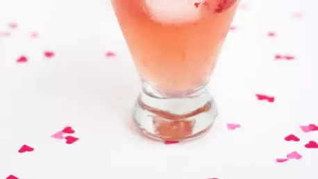 Cele mai stylish si delicioase cocktail-uri pentru Valentine’s Day