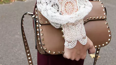 TOP 20 cele mai cool genti ale sezonului, sub 200 lei