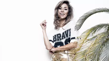 6 intrebari cu... Alina Ceusan (VIDEO)