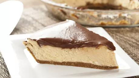 Prajitura cu ciocolata si unt de arahide