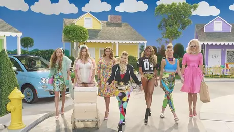 Mamici celebre in noul clip  „M.I.L.F. $”, lansat de Fergie