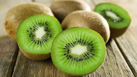 7 fructe care te ajuta sa slabesti