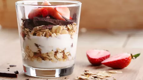 Cheesecake cu capsuni: varianta rapida