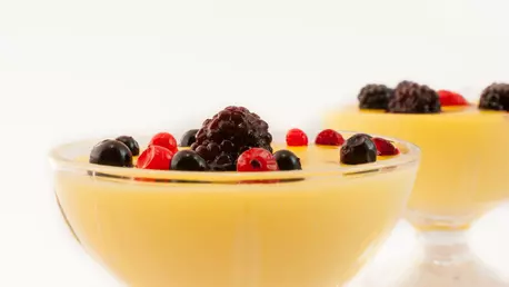 Desert cu vanilie si mure