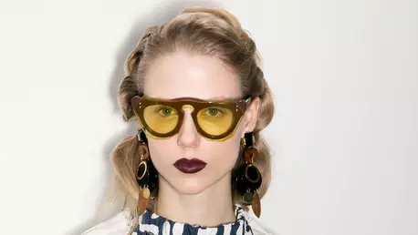 Coafuri pentru blonde - Ce sa incerci pe un par deschis la culoare (VIDEO)