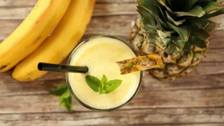 Smoothie Pina Colada, din 5 ingrediente
