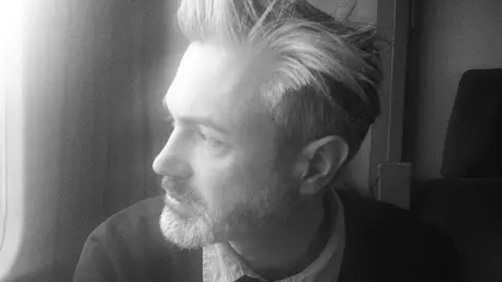 Marian Palie – interviu despre expozitia Tussentaal (VIDEO)