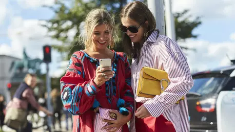 TEST: Cat de dependenta esti de telefonul mobil?