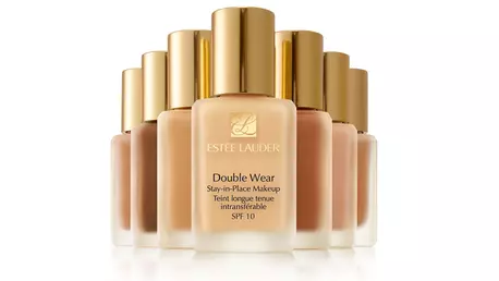 CONCURS: Castiga unul dintre cele 10 fonduri de ten Estée Lauder Double Wear Stay-in-Place Make-up