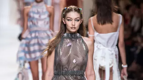 Fendi colectia primavara-vara 2017