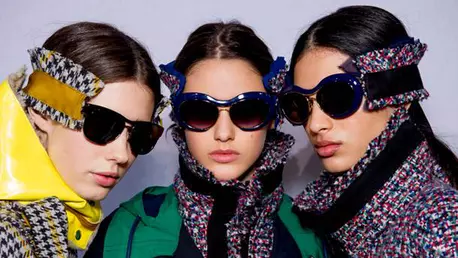 Sacai by Linda Farrow - noua colectie de ochelari de soare de care te vei indragosti!