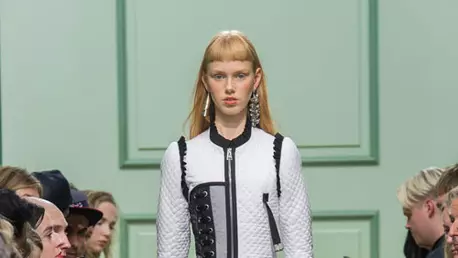 J.W Anderson colectia primavara-vara 2017