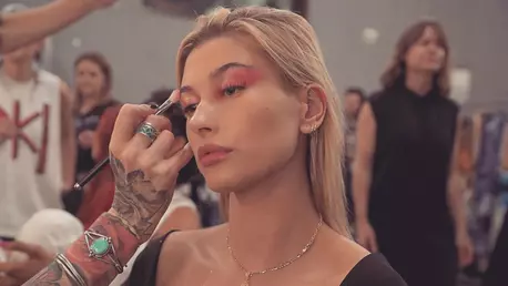 Cele mai bune 8 trucuri de make-up pe perioada verii