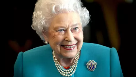 Regina Elisabeta a II-a, mesaj transmis prin intermediul tinutei sale?