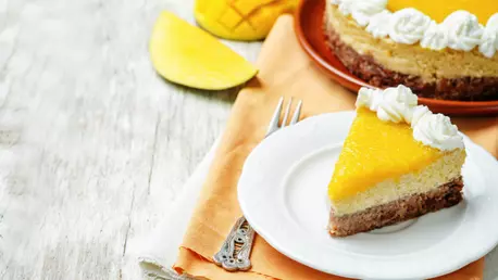 Tarta de mango cu crusta de nuca de cocos