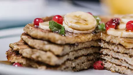 Clatite din 3 ingrediente – reteta topmodelului Karlie Kloss