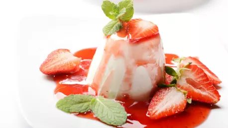 Panna cotta cu capsuni