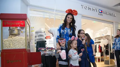 Tommy Hilfiger a lansat noul magazin Tommy Hilfiger Kids