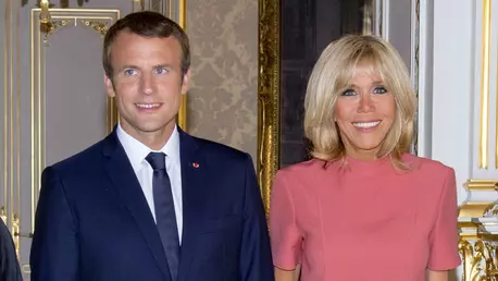 Emmanuel Macron si Brigitte ne demonstreaza, inca o data, ca dragostea adevarata exista