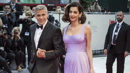 George Clooney povesteste cu lux de amanunte cum a cucerit-o pe Amal