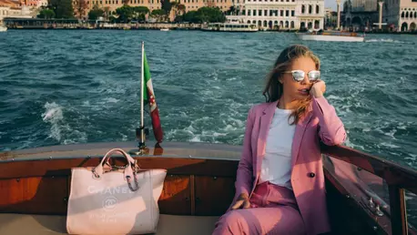 Viata fabuloasa a Victoriei Swarovski in imagini