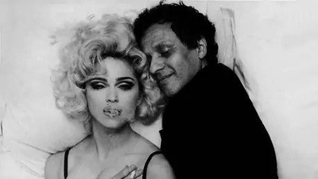 Azzedine Alaia si rochiile sale memorabile