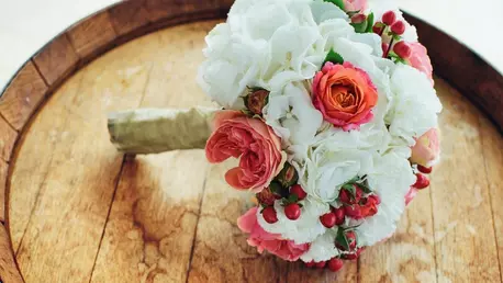 (P) Aranjamente florale pentru nuntă – ce opțiuni să ai în vedere?