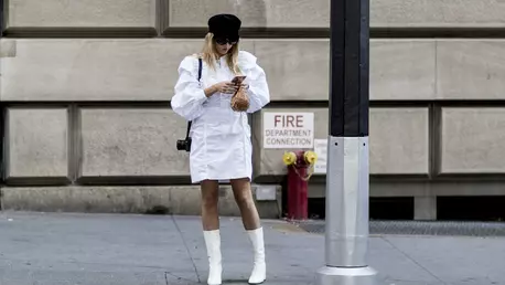 Noile funcții Facebook oferă femeilor mai multă putere în cazul abuzurilor