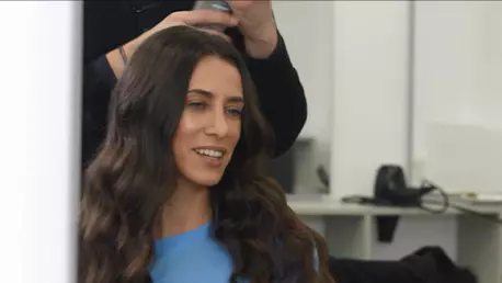 ELLE a încercat… o coafură perfectă pentru Ziua Îndrăgostiților (VIDEO)