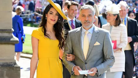 10 cele mai cool rochii galbene inspirate din ținuta lui Amal Clooney de la nunta regală