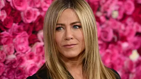 Jennifer Aniston are un truc simplu pentru o aplicare perfectă a rujului