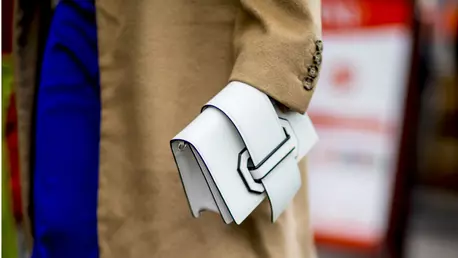 Clutch obsession - modele cool pentru ținutele de seară