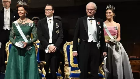 Prințesa Victoria a Suediei a purtat rochia mamei sale, Regina Silvia, la acelaşi eveniment, dar 23 de ani mai târziu